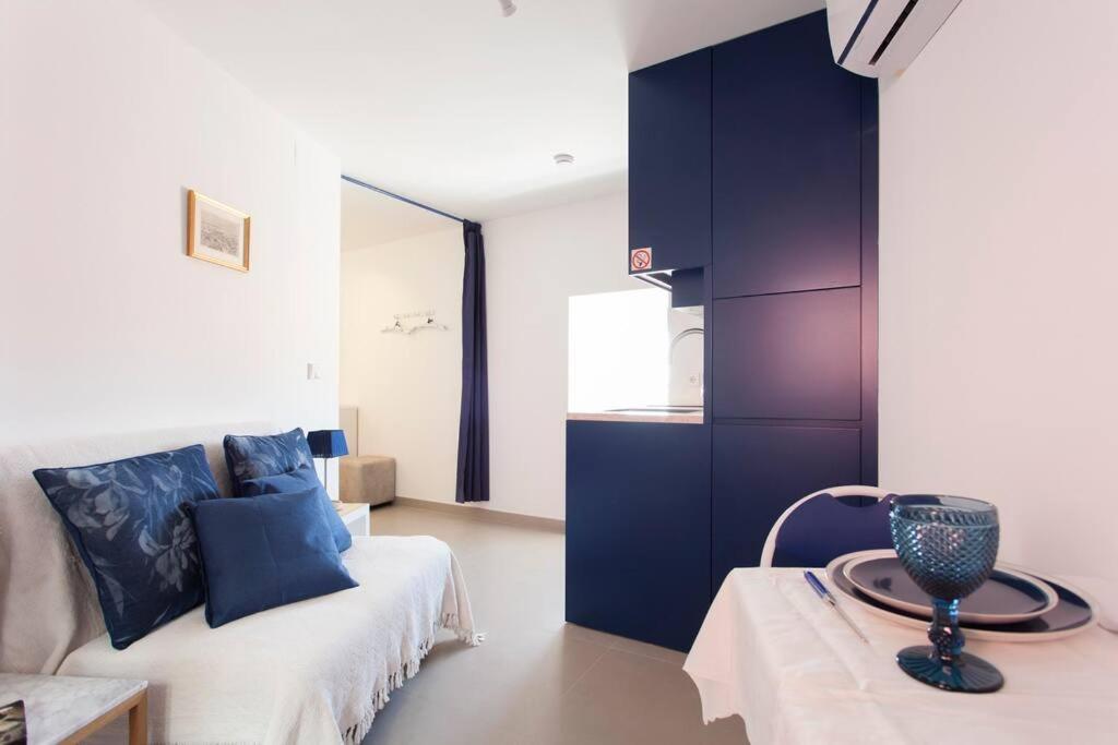 Sao Vicente V- Historic Flat In The Old Appartement Lisboa